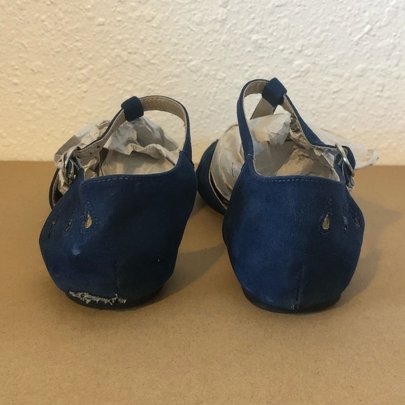 MODCLOTH Shoes The Zest is History T-Strap Women's Size 6 W Blue Flats Cutout - Picture 5 of 11